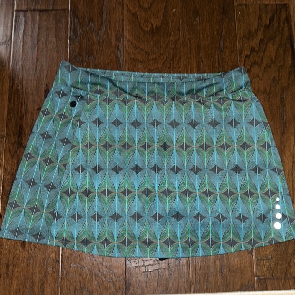 LL Bean Women’s Multicolored Skort 50+UPF protection sz M - Picture 1 of 6